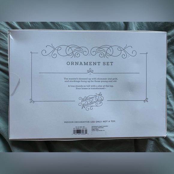 Target ornament set NIB ❤️ - Picture 2 of 2
